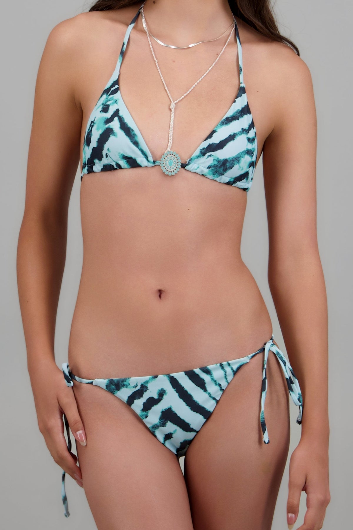 TURQUOISE