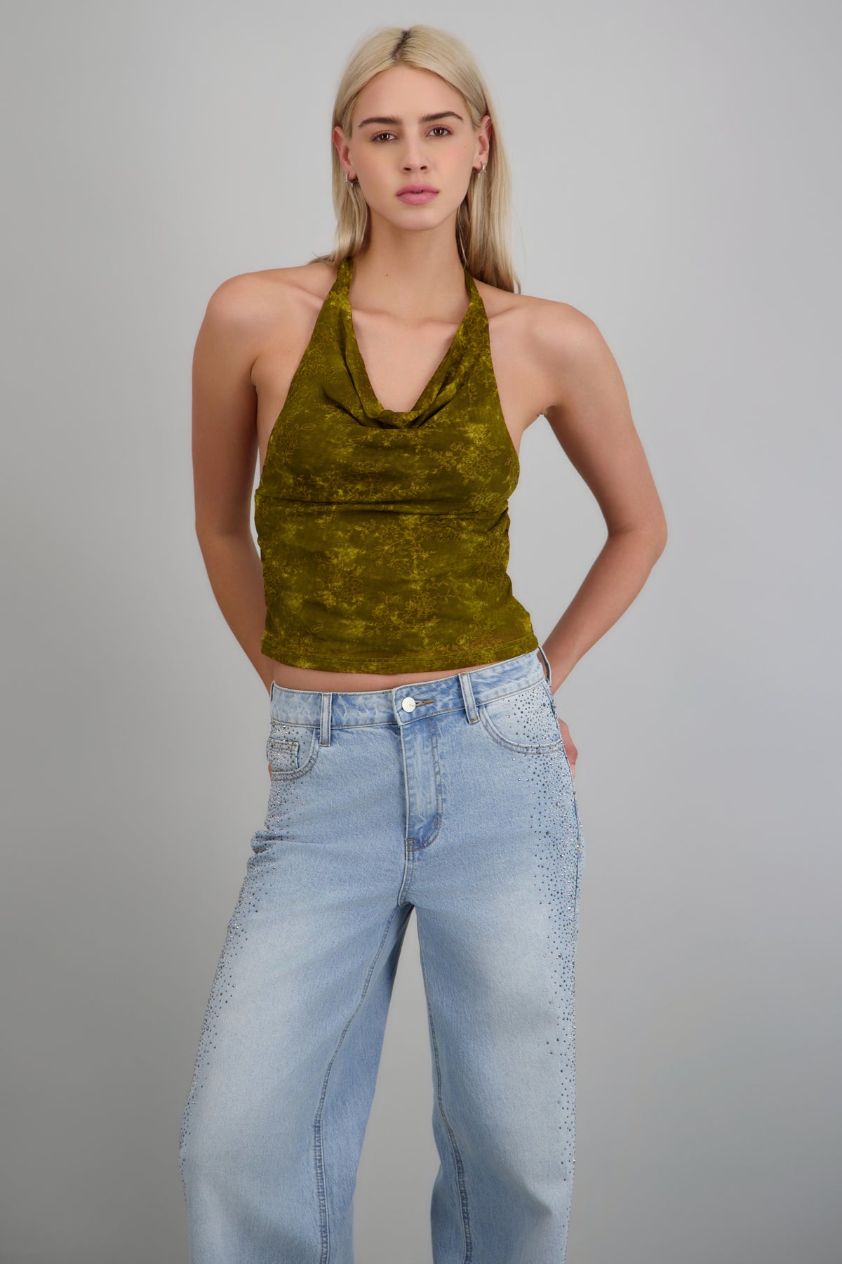 GRASS GREEN
