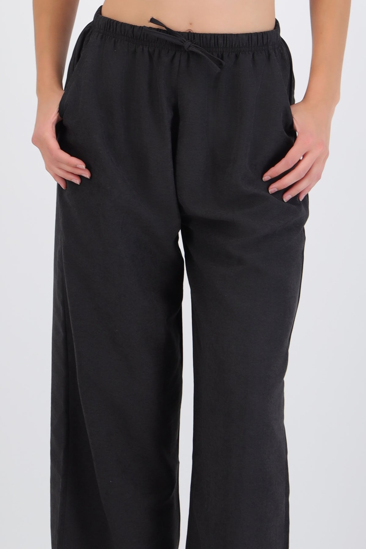 Basic Pants with Pockets