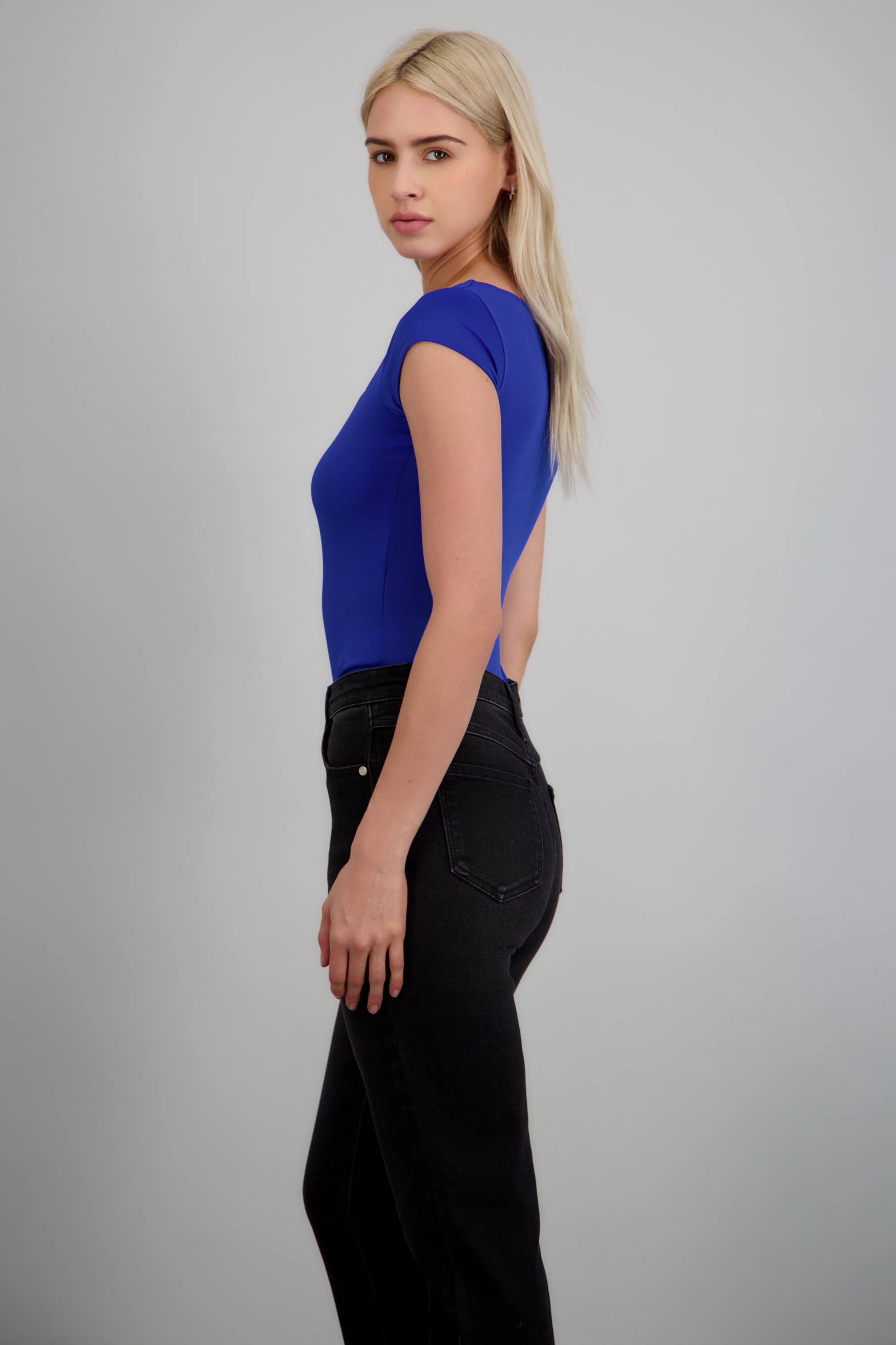 ROYAL BLUE