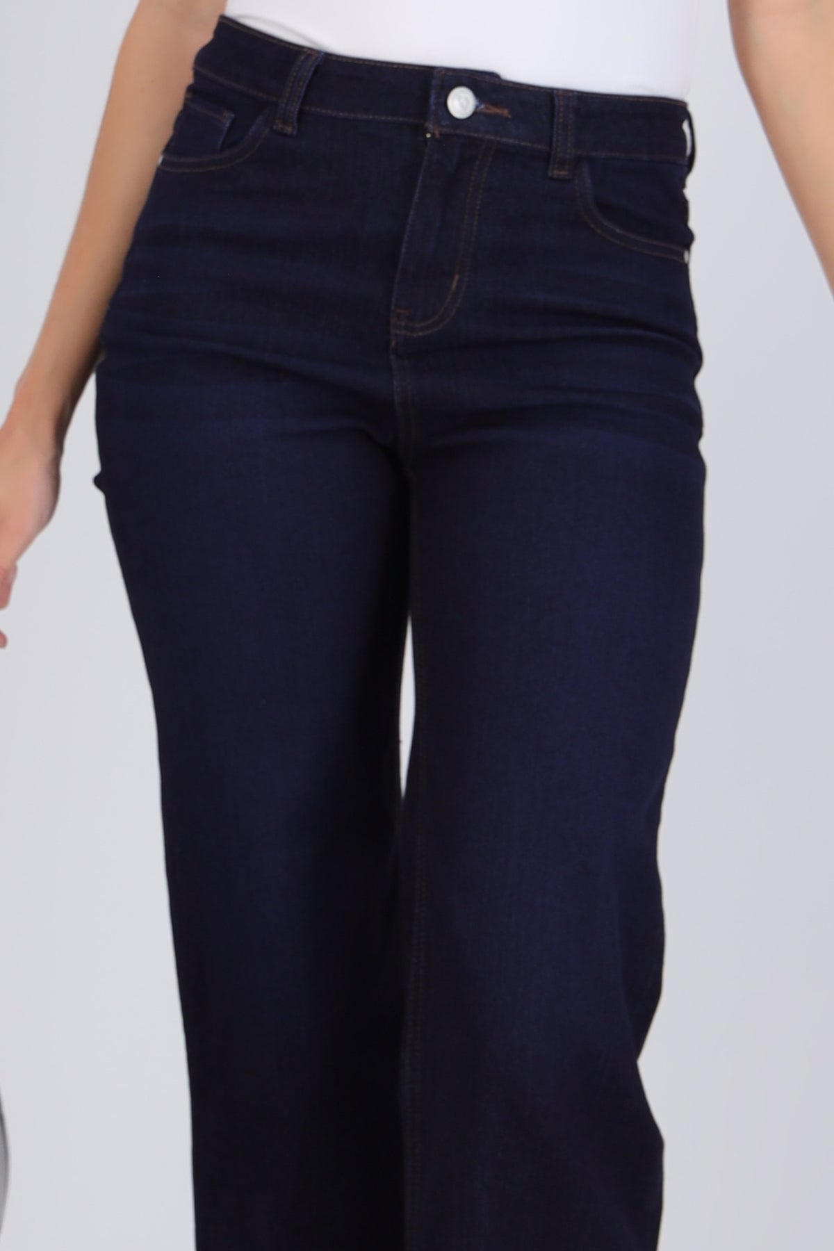Wide Leg Jeans