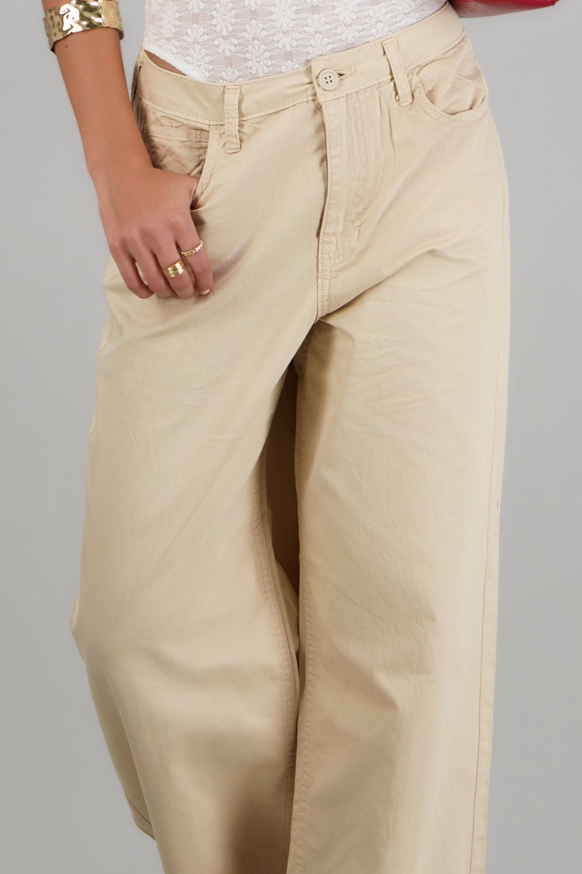KHAKI