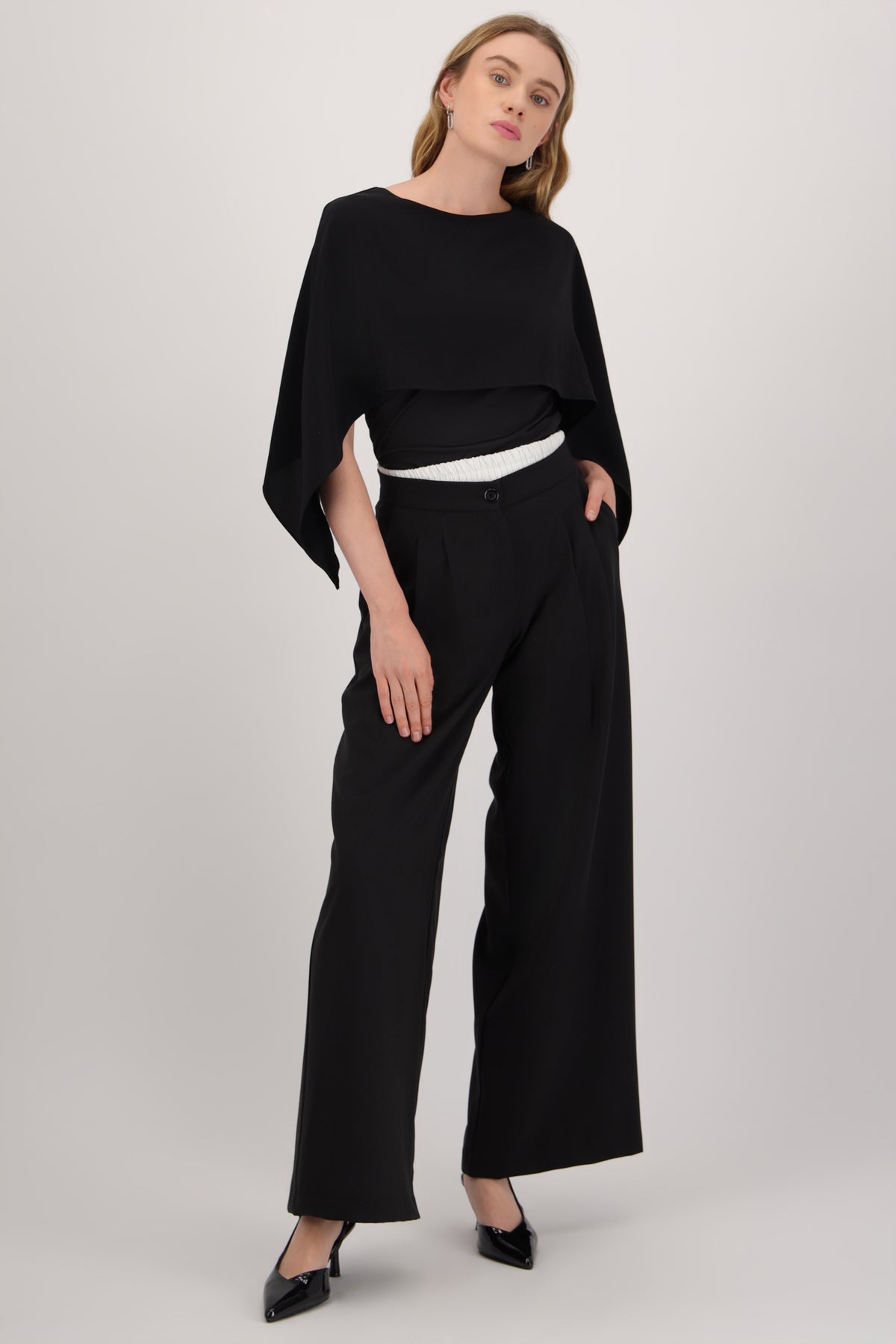 Hyper High-Waisted Pants