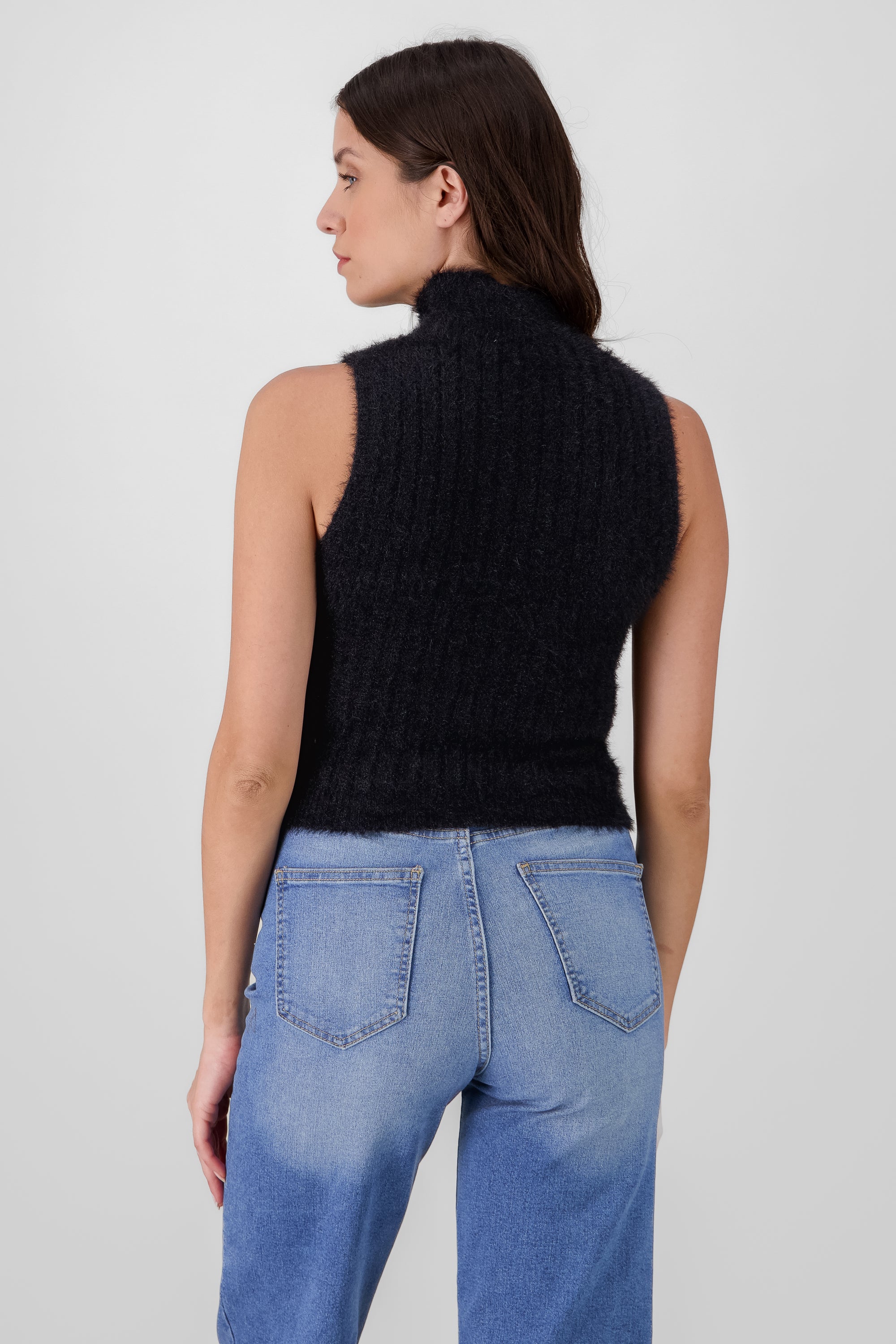 Fuzzy High Neck Top BLACK